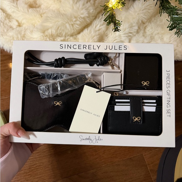 Sincerely Rames Sincerly Jules | Bags | Sincerely Set Giveaway | Poshmark